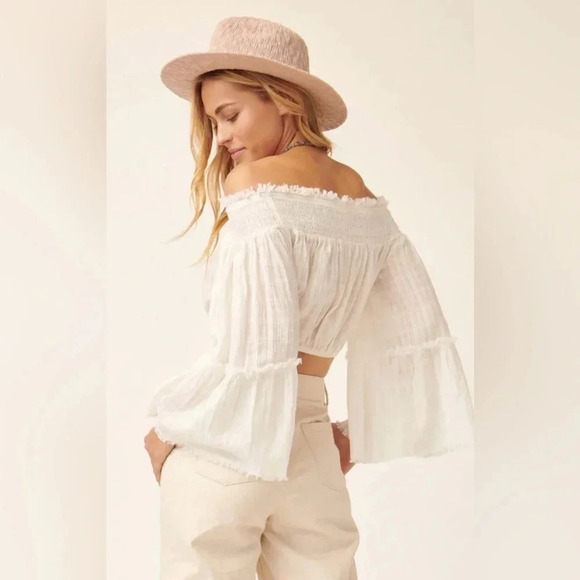 Free People cropped flowy bell sleeve white beachey top. Size Small - Picture 1 of 7